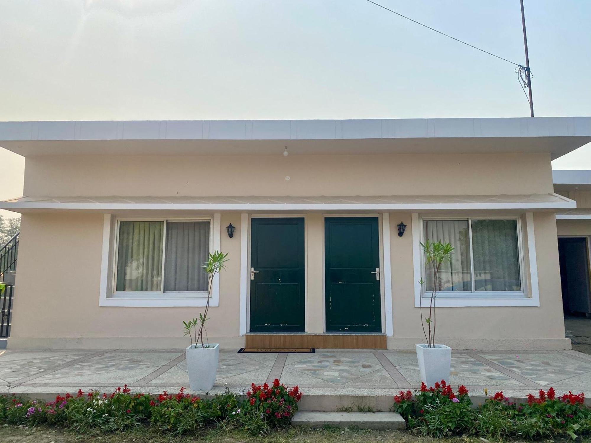 The Bougainvillea Cottage Farmstay Near Dehradun , 2 Bedroom Private Cottage Next To Fields And Orchards With Hill Views Exteriér fotografie